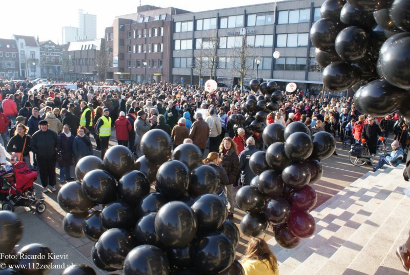 3500 mensen in protestmars voor behoud ziekenhuis Walcheren